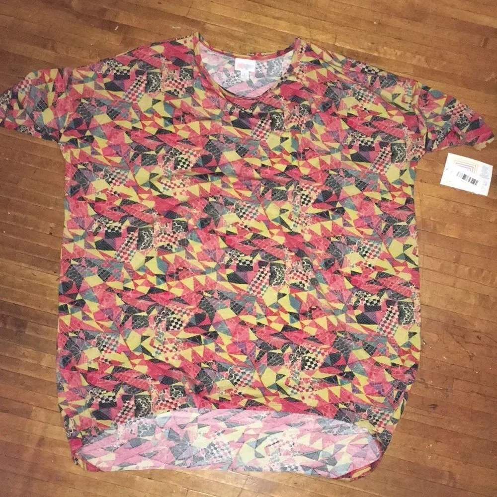 Gorgeous l LuLaRoe Irma Tunic